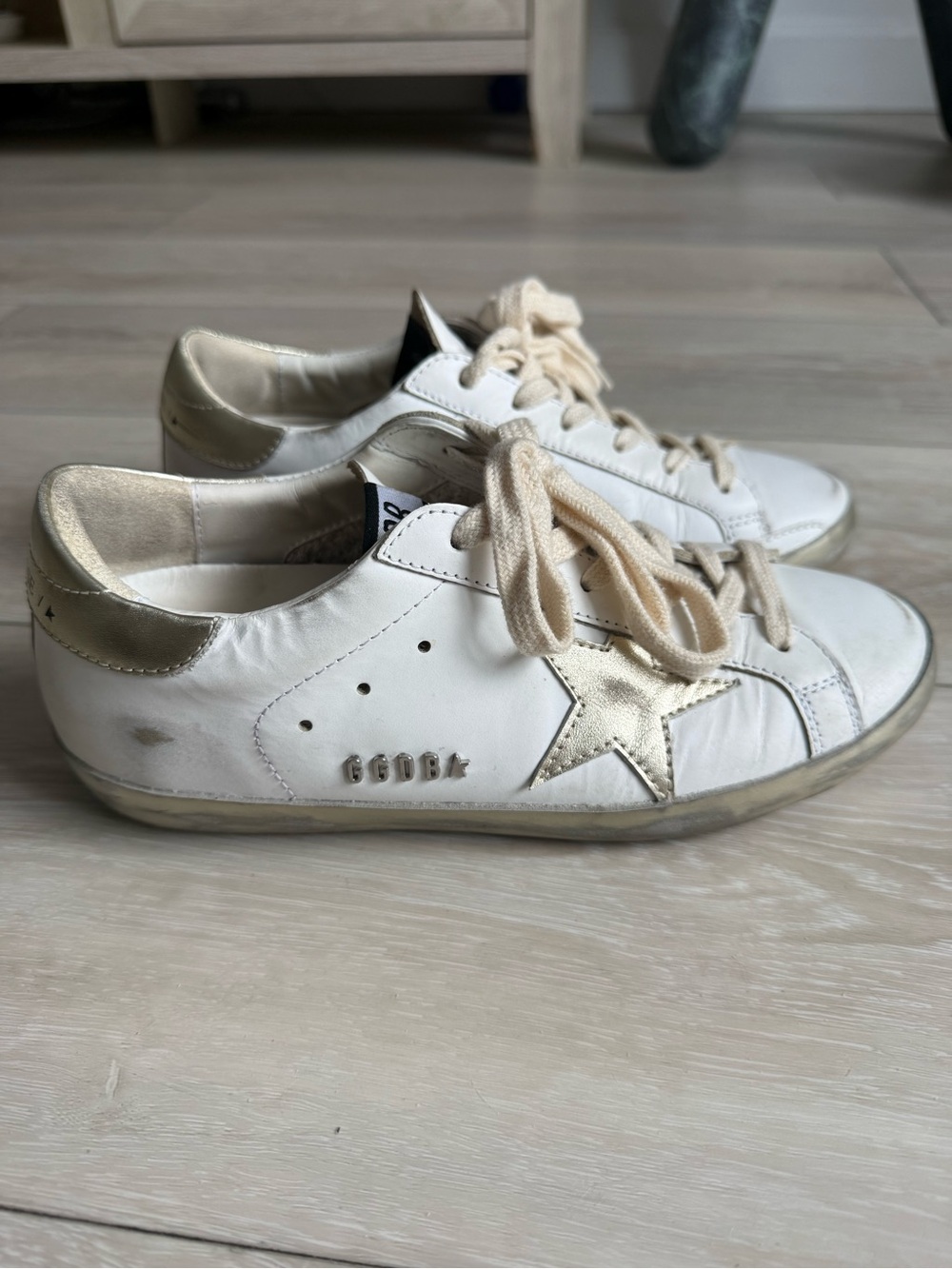 Golden Goose White Leather Sneakers with Gold Star Worn Once Size 36 - Picture 4 of 6